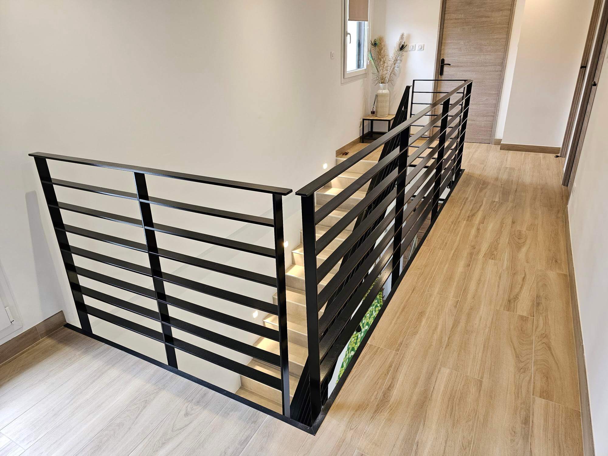 Garde-corps palier intérieur — barreaux horizontaux