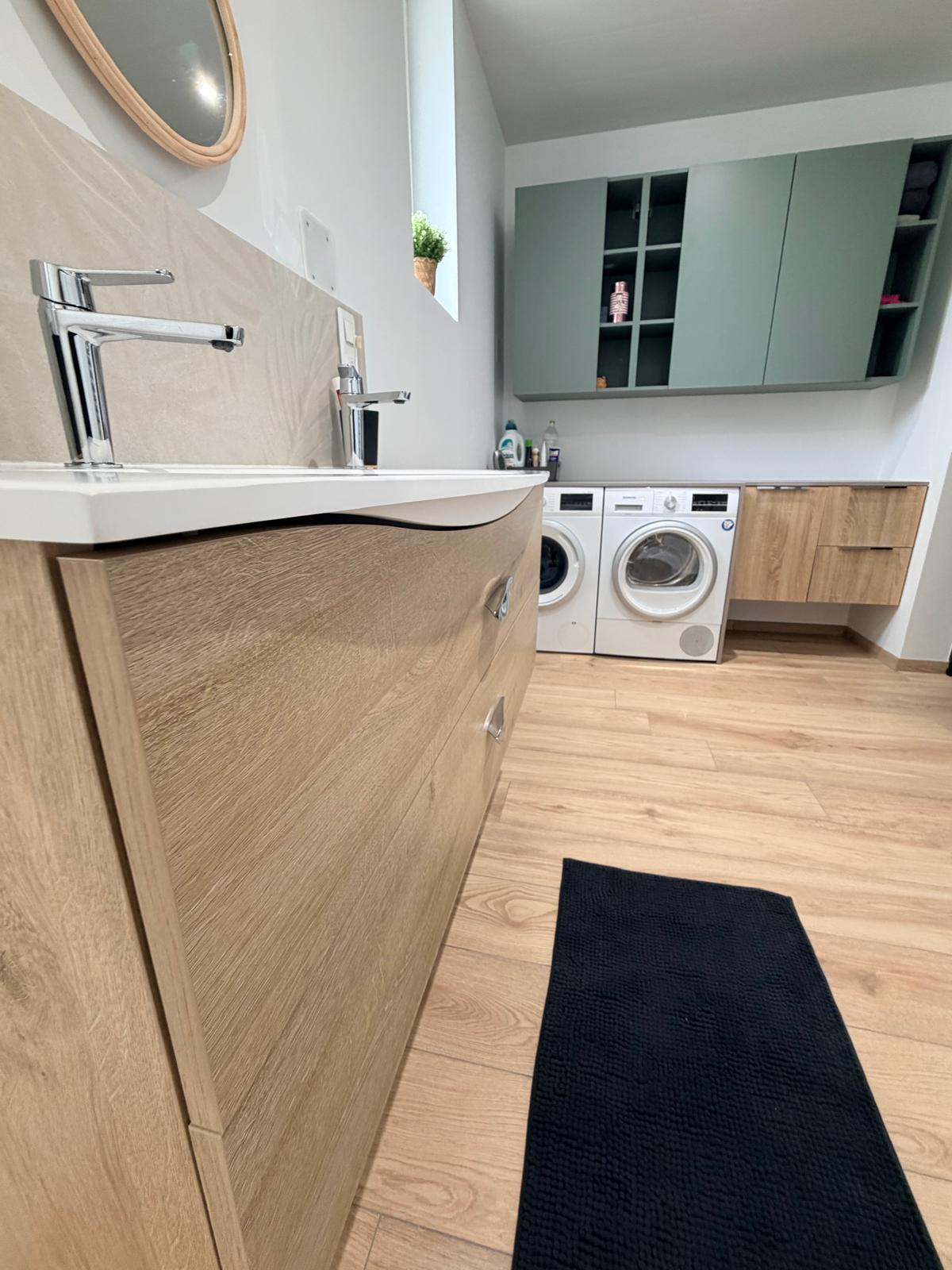 Salle de bain double vasque & meubles vert sauge
